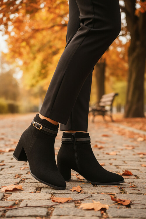 Siyah Süet Fermuarlı İçi Kürklü Kadın Topuklu Bot 547815 Z