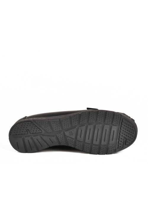 حذاء نسائي كاجوال خفيف الوزن ومرن باللون الأسود 158 Z