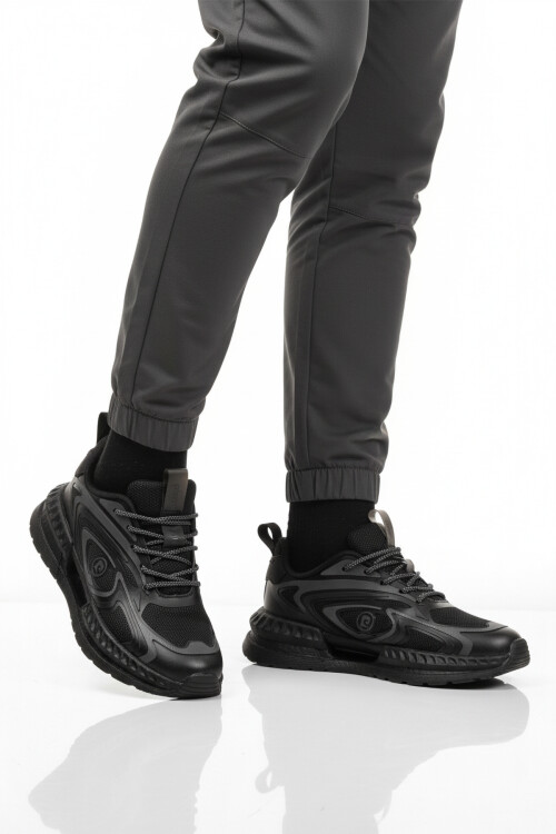 Siyah Fileli Hafif Esnek Erkek Spor Ayakkabı PCI-11616 M