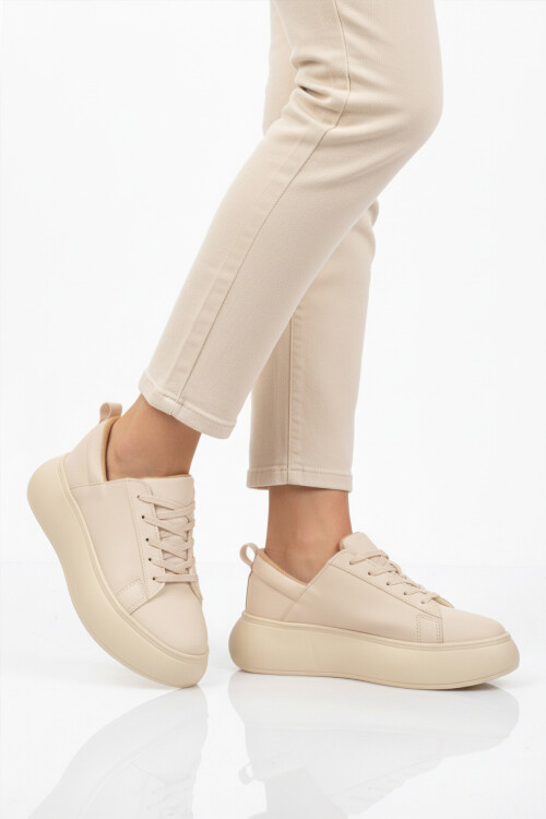 Bej Kalın Taban Bağcıklı Kadın Spor Ayakkabı Termo DV-03 Z