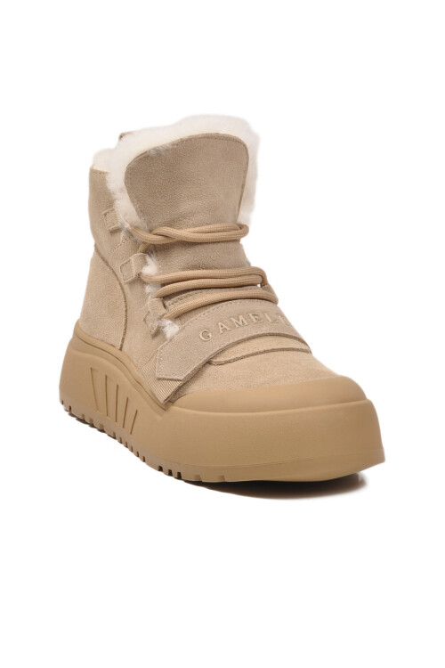 Bej Süet İçi Kürklü Soğuğa Dirençli Kaymaz Kadın Bot Tape Z