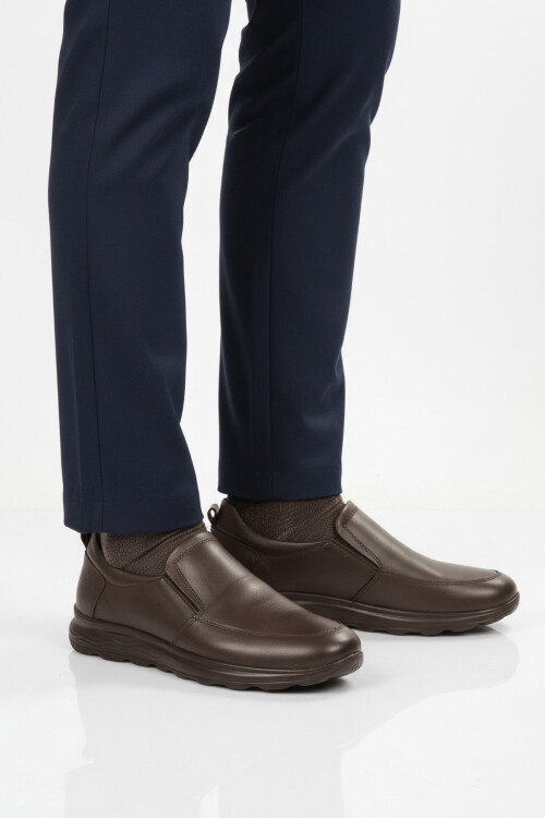 Kahve Hafif Bağcıksız Erkek Casual Ayakkabı 1612 M