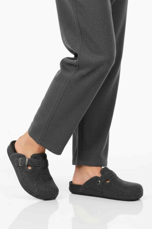 Siyah Anatomik Keçe Erkek Terlik K-12113 M