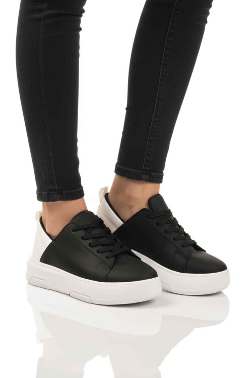 Siyah Beyaz Kalın Taban Bağcıklı Kadın Spor Ayakkabı Termo DV-03 Z