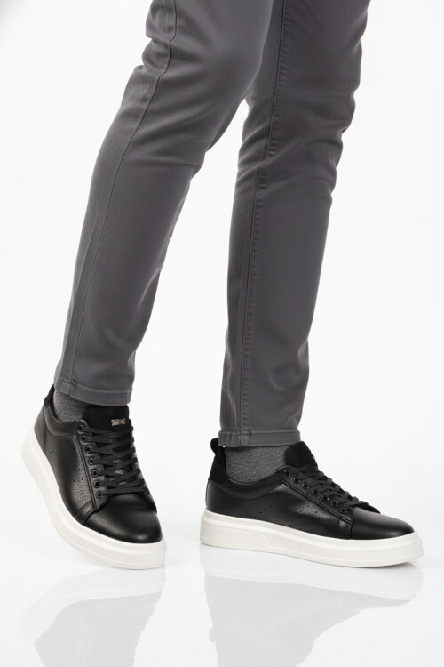 Siyah Beyaz Bağcıklı Cilt Hafif Esnek Erkek Sneaker 179 M