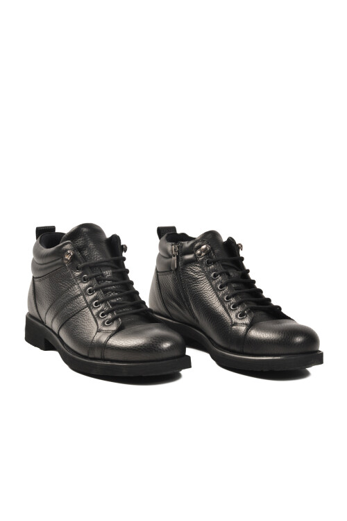 Siyah Hakiki Deri Kaymaz Taban Erkek Bot 02832 M