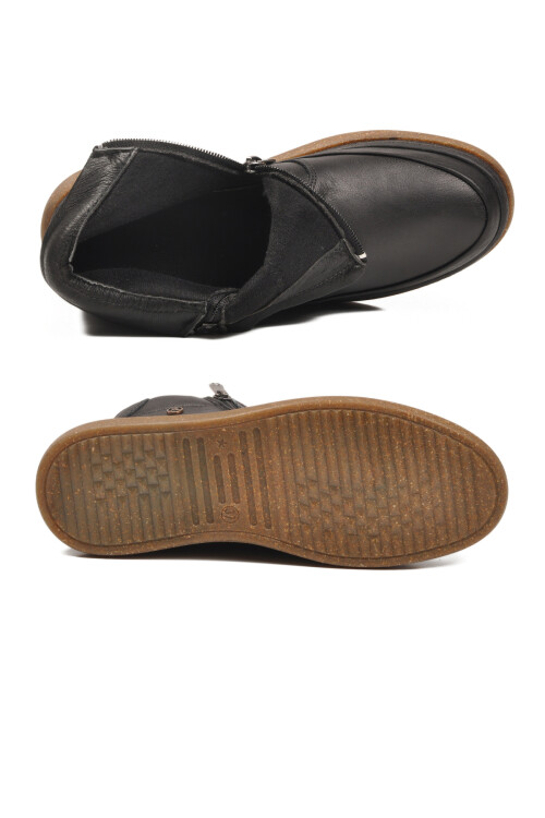 Siyah Hakiki Deri İçi Polarlı Kaymaz Taban Kadın Bot 2707 Z