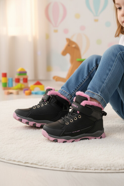 Siyah Pembe Kürklü Kaymaz Cırtlı Kız Çocuk Bot 2082 P