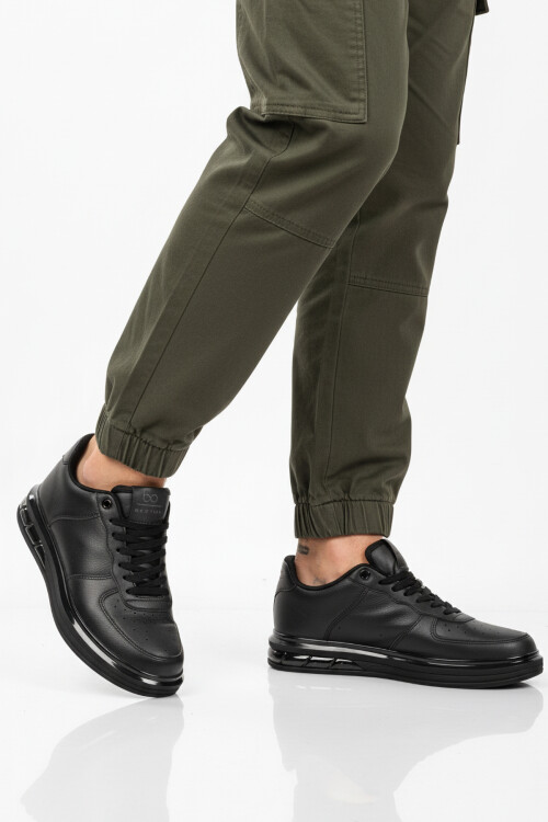 Siyah Bağcıklı Cilt Hafif Esnek Erkek Sneaker 2043 M