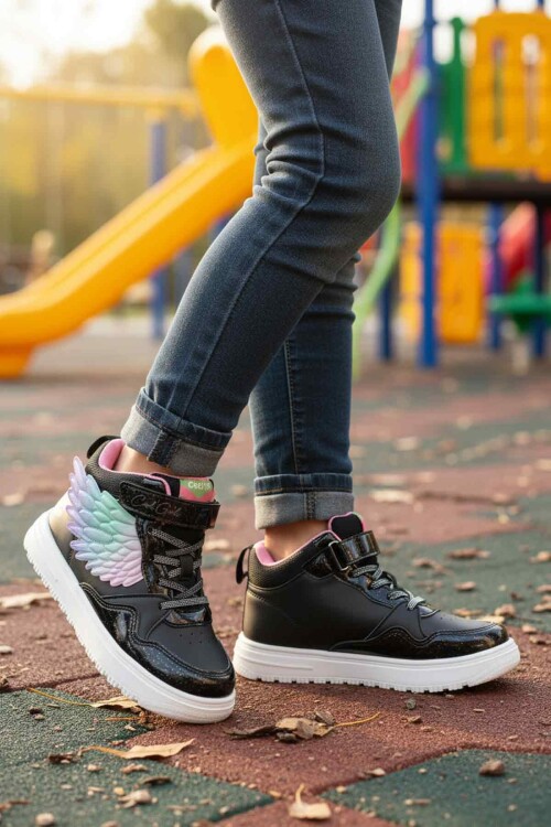 Siyah Cırtlı Hafif Bilek Boy Kız Çocuk Spor Ayakkabı Helen F