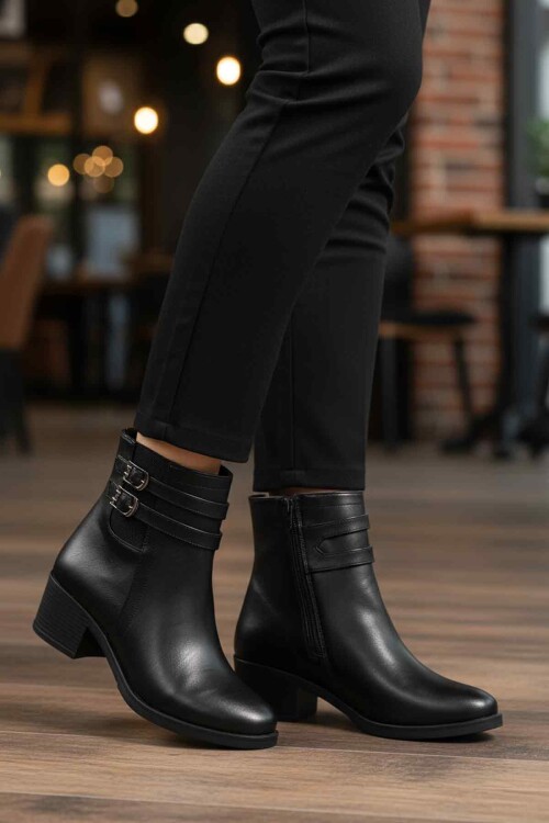 Siyah İçi Kürklü Topuklu Kadın Bot 1006 Z