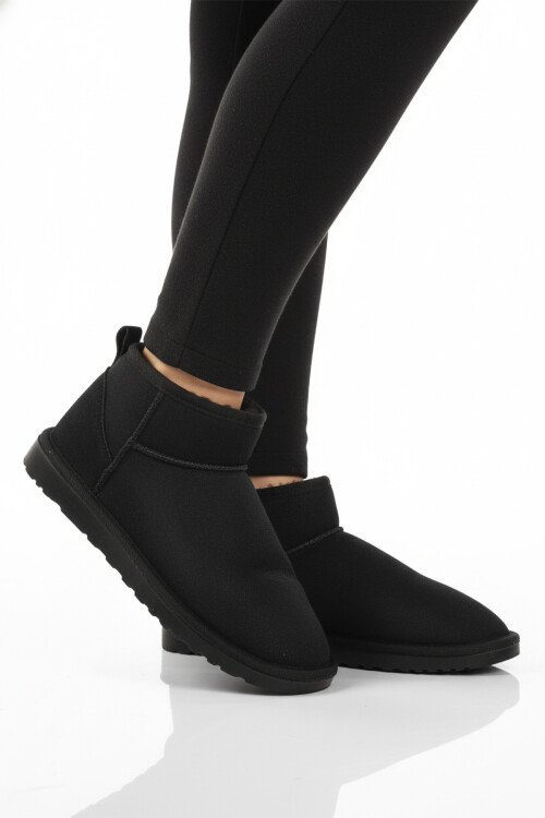 Siyah İçi Kürklü Soğuğa Dirençli Kadın Bot U-19 Z