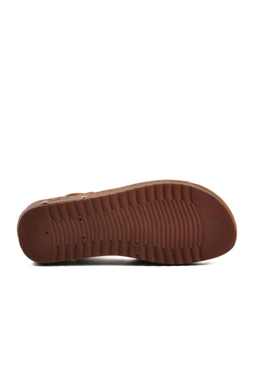 صندل نسائي بنعل عالٍ باللون البني 07-109 RR Z