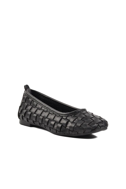 امرأة سوداء بابيت سولدوي 1987 Z