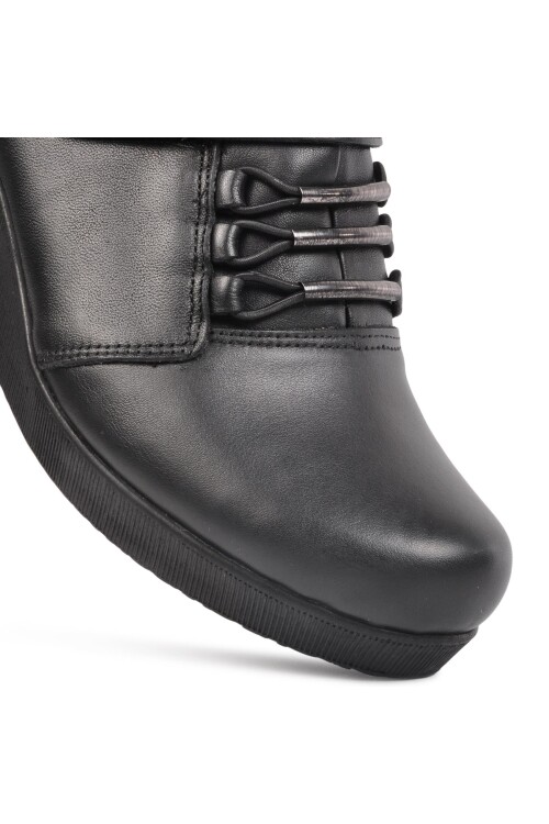 حذاء كاجوال نسائي أسود 385-24K Z