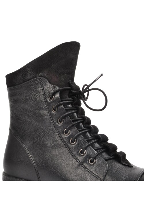 AyakmodSiyah Hakiki Deri Kadın Bot 502 Z