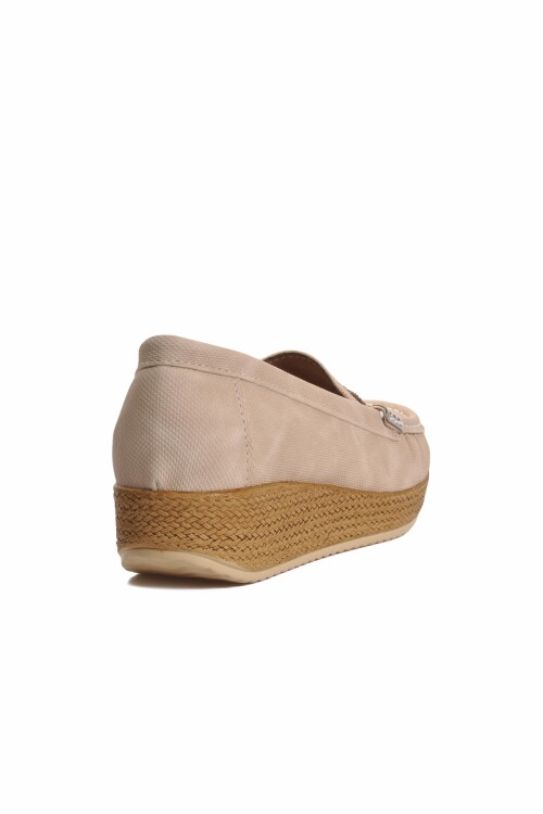 حذاء كاجوال نسائي كريمي 526 Z