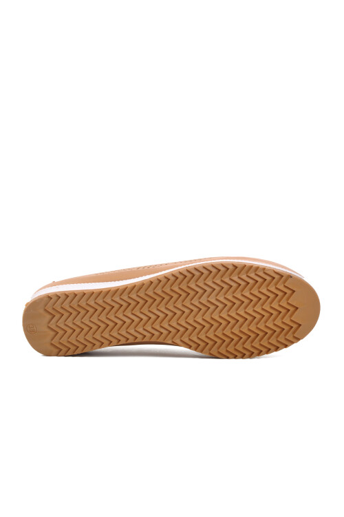 حذاء نسائي كاجوال باللون الأبيض المنك لارا 013 Z