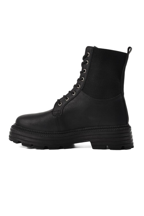 2212 Siyah Kadın Postal Bot