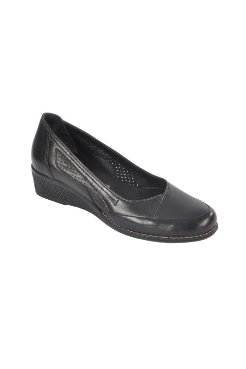 حذاء كاجوال نسائي تشريحي من الجلد الطبيعي باللون الأسود 7839 Z