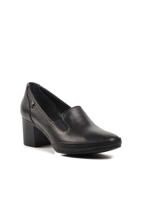 Siyah Hakiki Deri Kadın Casual Ayakkabı 1911902K Z