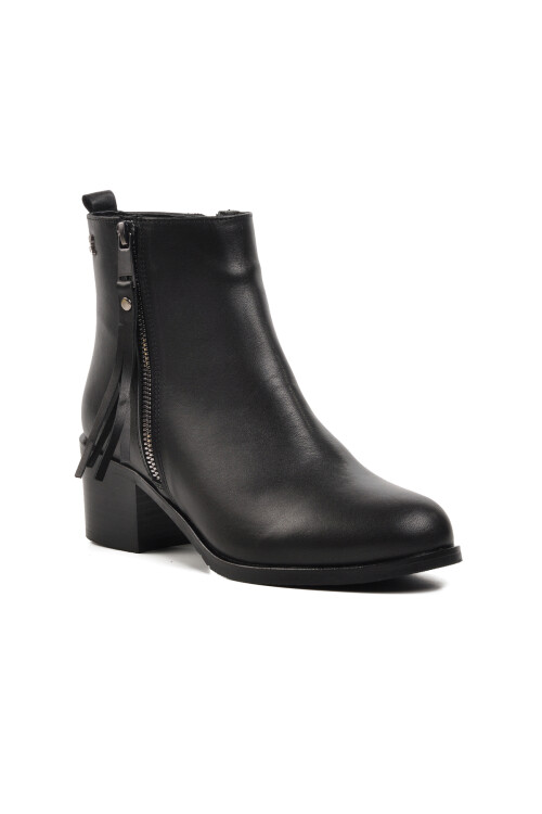 حذاء نسائي أسود 1950910K Z