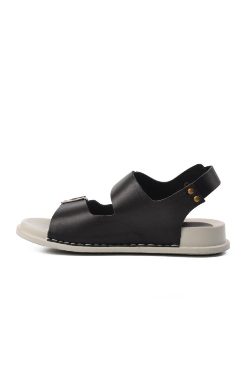 صندل نسائي من الجلد الطبيعي باللون الأسود 9166 Z