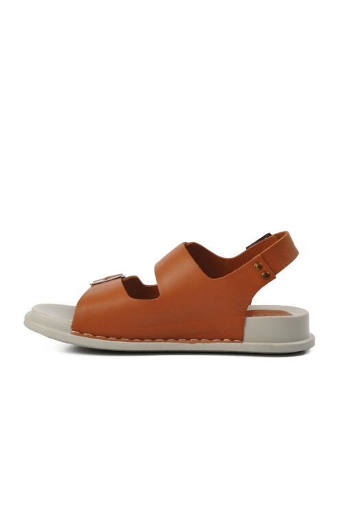 صندل نسائي من الجلد الطبيعي باللون البني 9166 Z