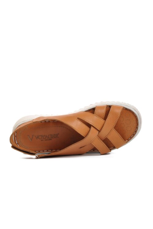 صندل نسائي من الجلد الطبيعي باللون البني 9261 Z