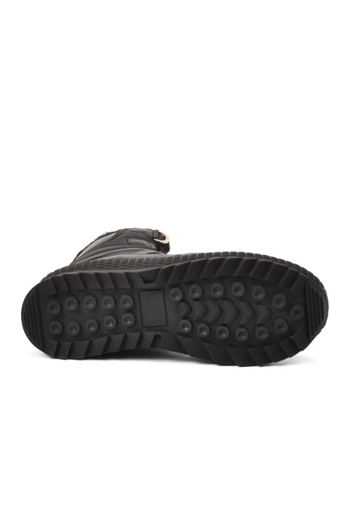 حذاء ثلج نسائي أسود من Oster Z