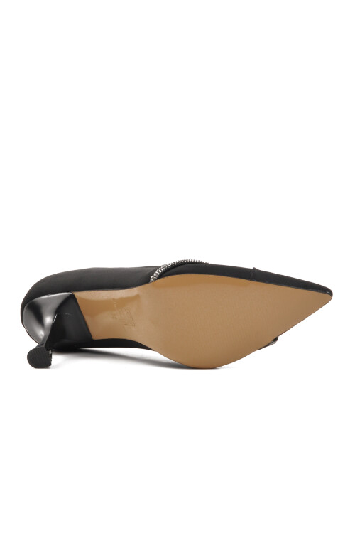 حذاء سهرة نسائي من الساتان الأسود 312039 Z