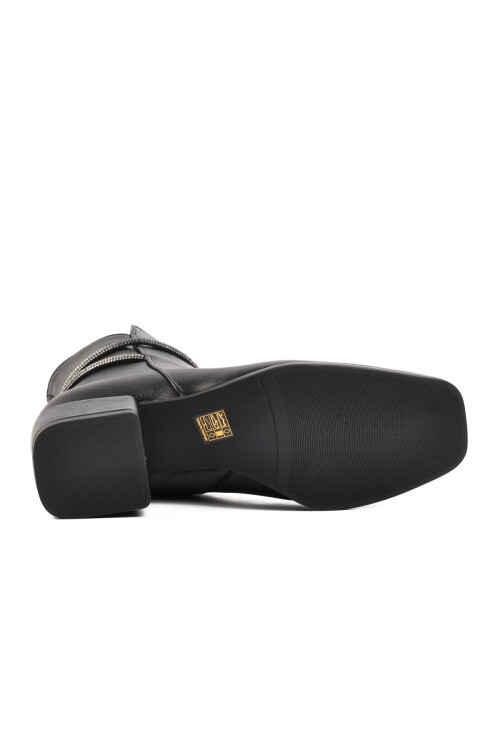 Siyah  Kadın Bot 326168 Z