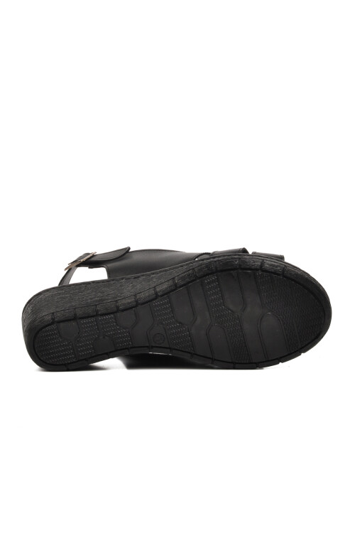 صندل مسطح نسائي أسود 390244 Z