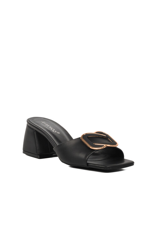 نعال نسائية سوداء بكعب عالٍ 467021 Z