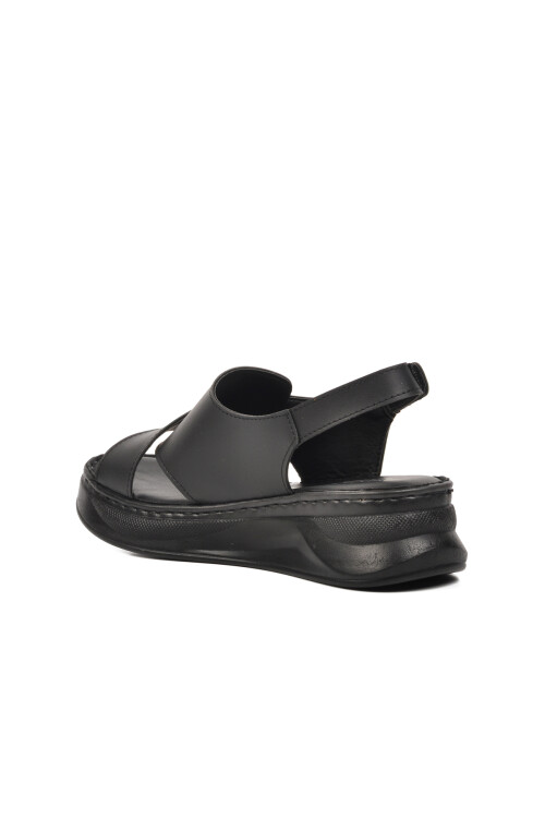 صندل مسطح نسائي أسود 492091 Z