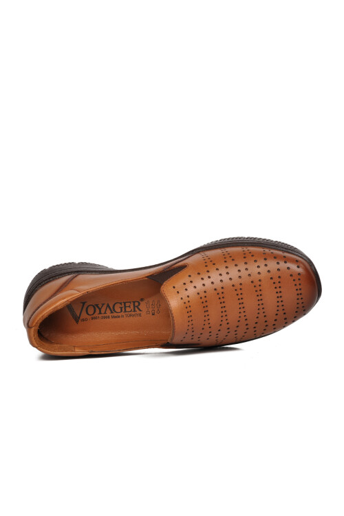 حذاء كاجوال نسائي تشريحي من الجلد الطبيعي باللون البني 9488 Z