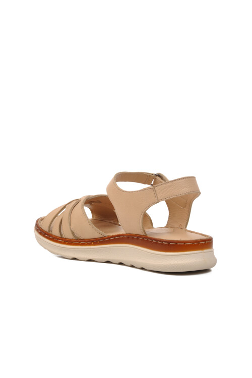 صندل مسطح نسائي من الجلد الطبيعي باللون البيج 22981709 Z