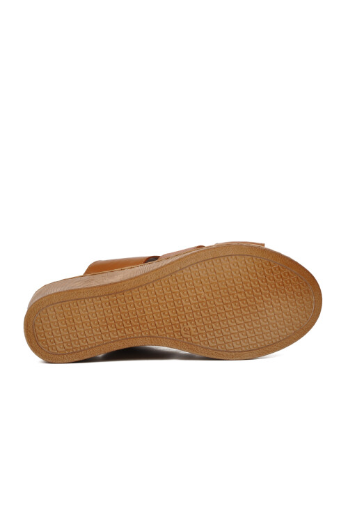 Tan Womens Slippers 465173 Z