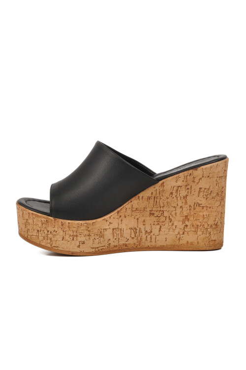 نعال نسائية سوداء بكعب عالٍ 552209 Z