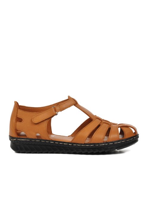 صندل مسطح نسائي تان 555006 Z