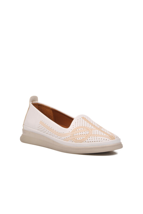 White Womens Casual Shoes 6005 Z