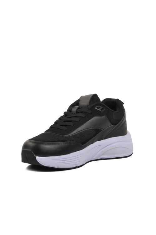 حذاء رياضي للجنسين باللونين الأبيض والأسود BST-427 G