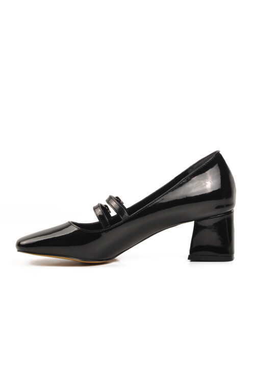 Siyah Rugan  Kadın Topuklu Ayakkabı 323082 Z