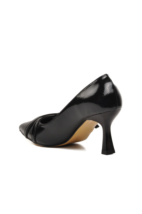 حذاء نسائي بكعب عالٍ أسود مجعد 357095 Z