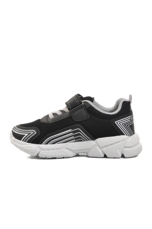 Black-White Childrens Sports Shoes A-36 F