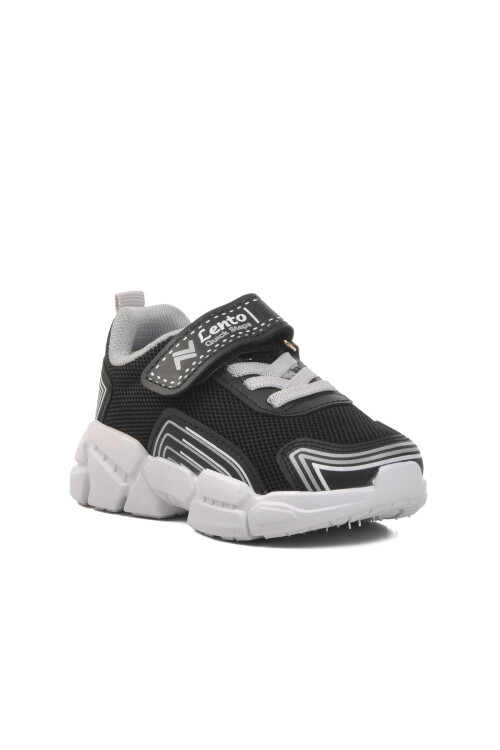 حذاء رياضي للأطفال باللونين الأسود والأبيض A-36 P