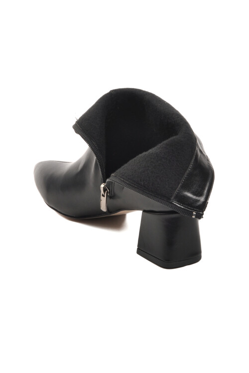 Black Polyurethane Womens Boots 266 Z