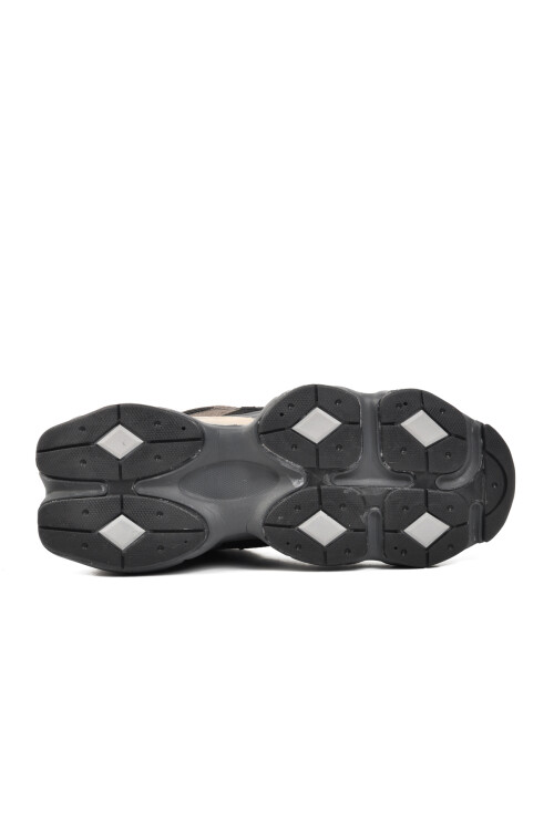 Black-Smoked Mens Sneaker 588 New York M