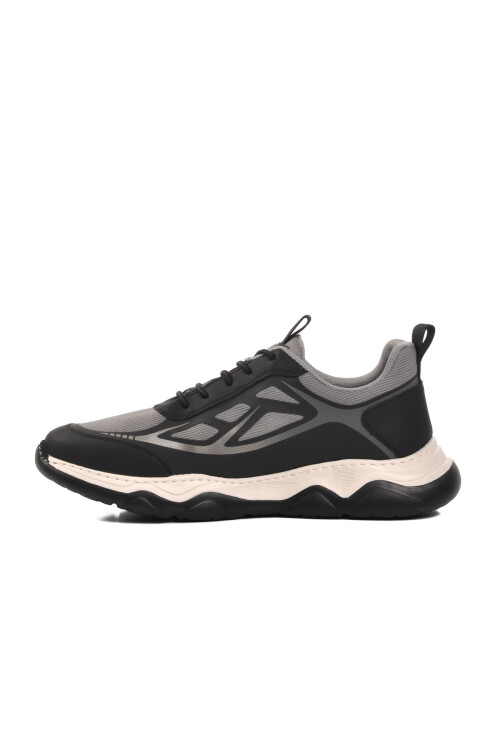 حذاء رياضي رجالي خفيف الوزن ومرن من شبكة رمادية 24K543 M