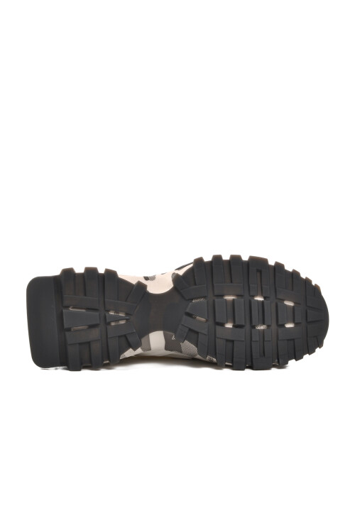 White Mesh Lightweight Flexible Mens Sneakers 24K574 M